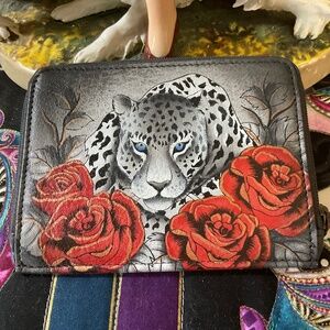 Anuschka leather wallet with leopard